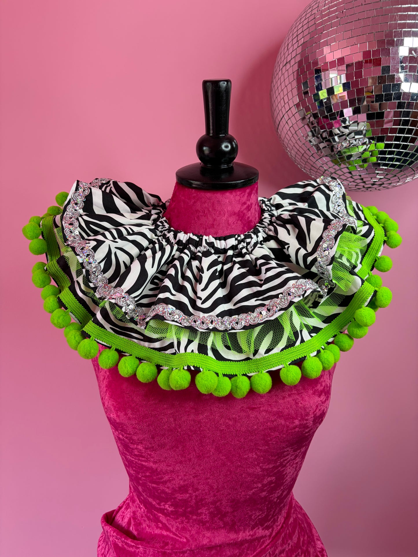 Hi-Vis Zebra Ruff