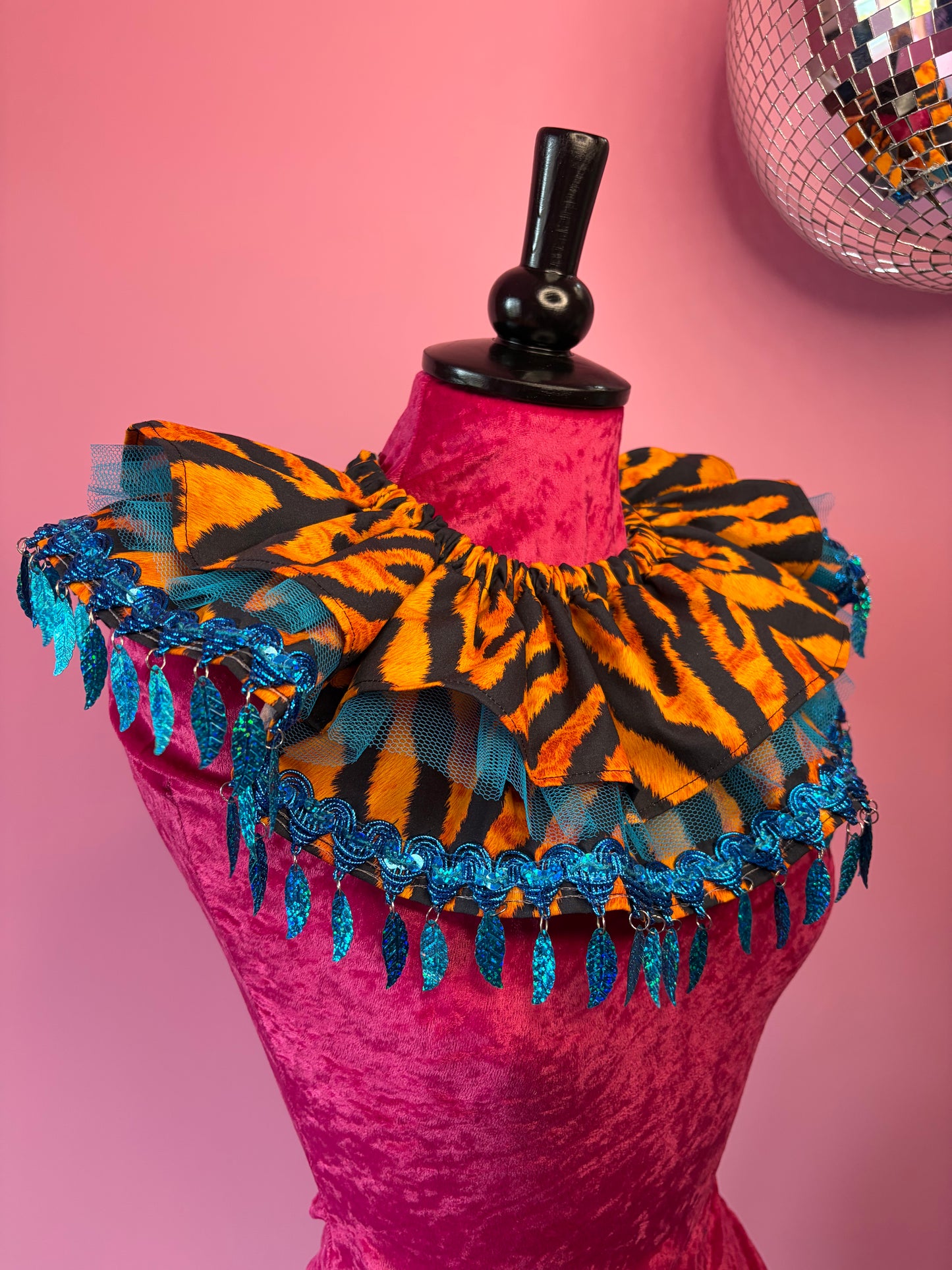Turquoise Tiger Ruff