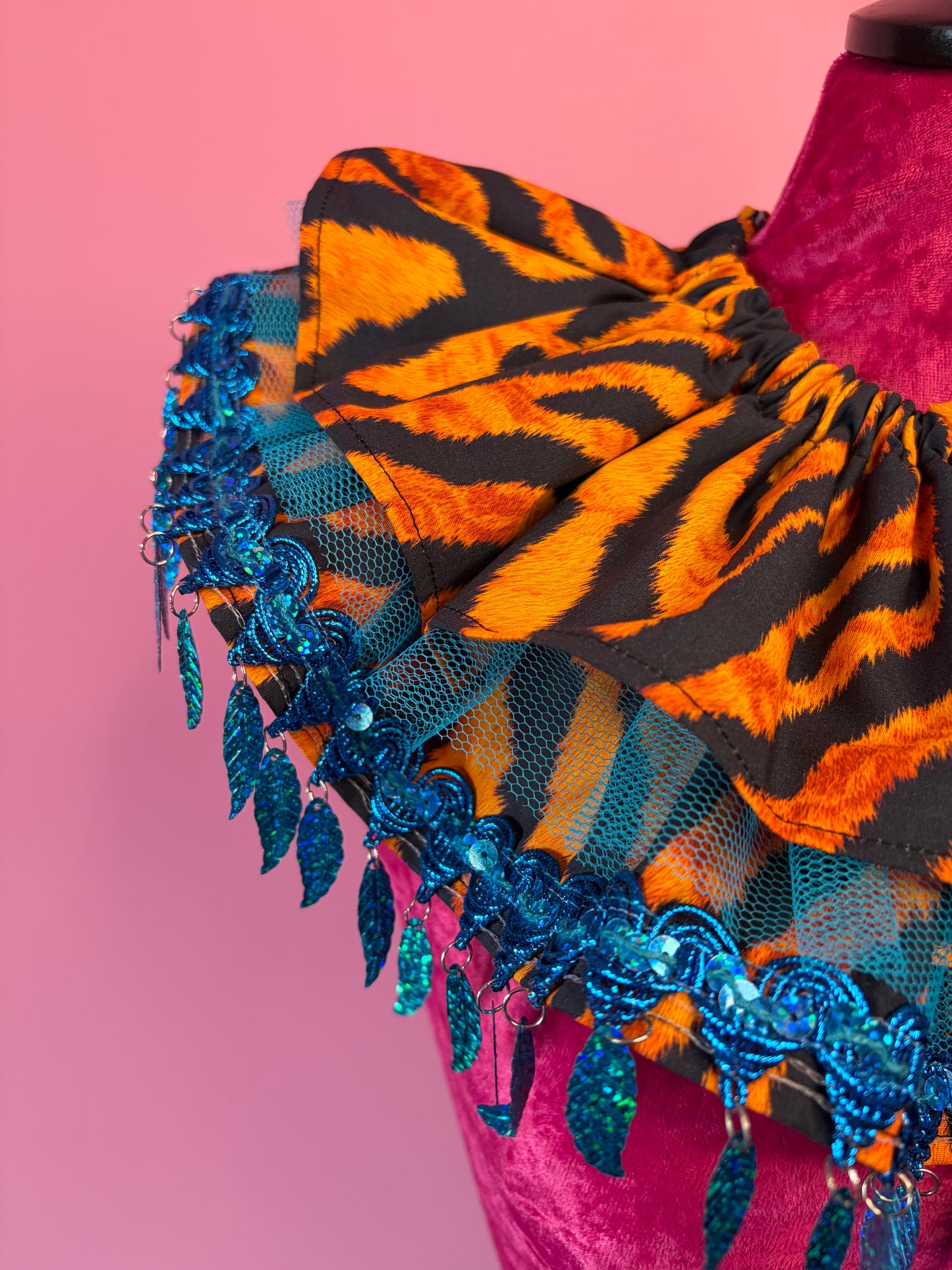 Turquoise Tiger Ruff