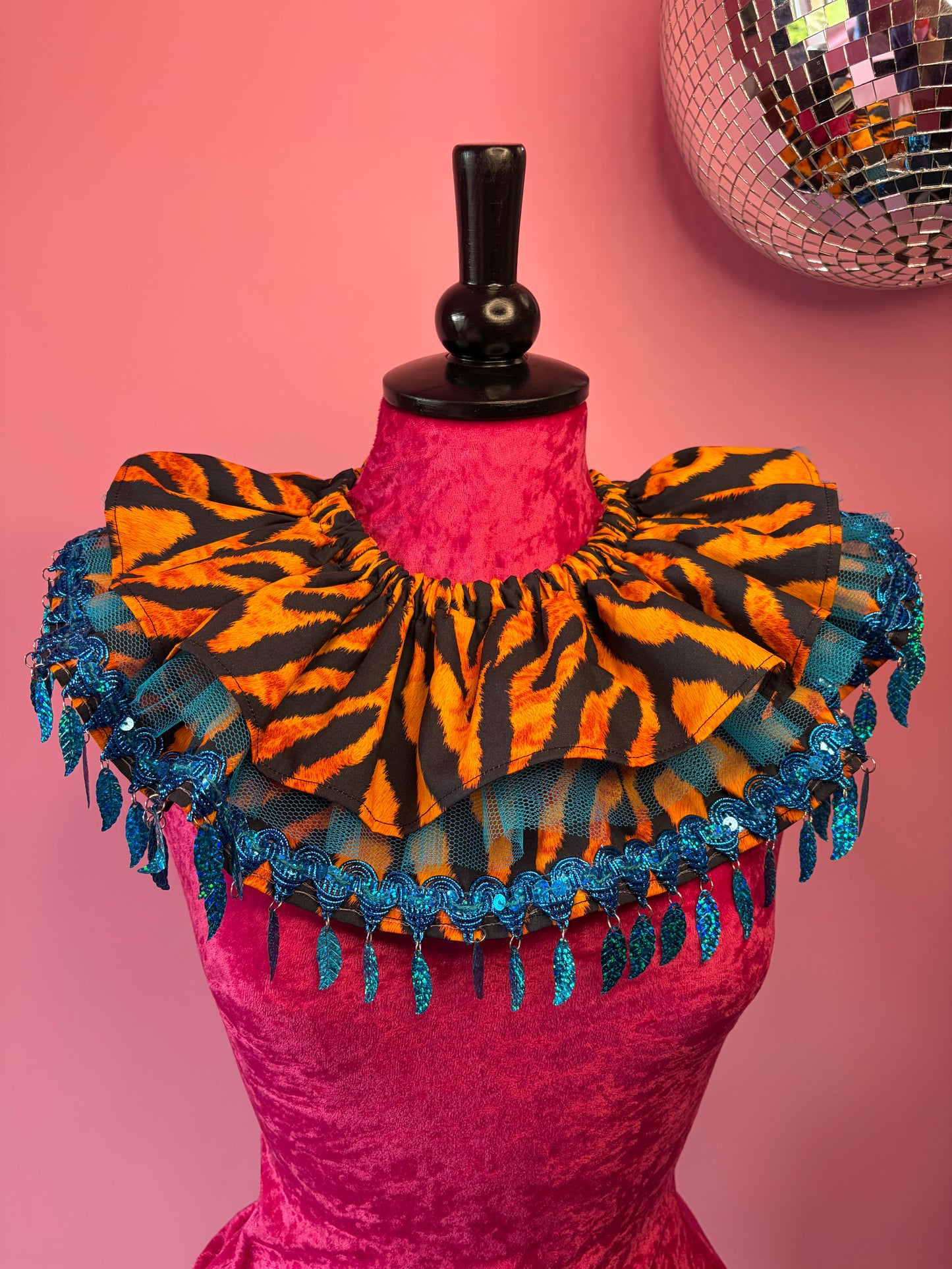 Turquoise Tiger Ruff