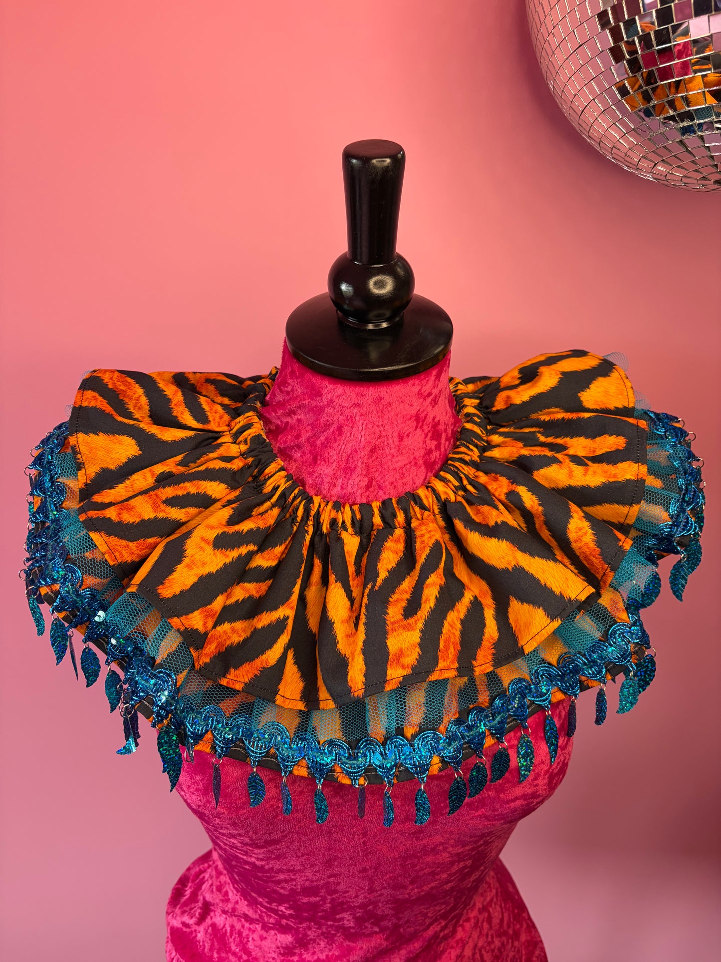 Turquoise Tiger Ruff